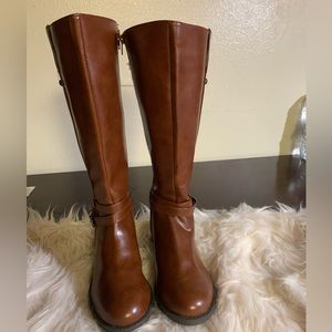 NWOT American Eagle Wide calf